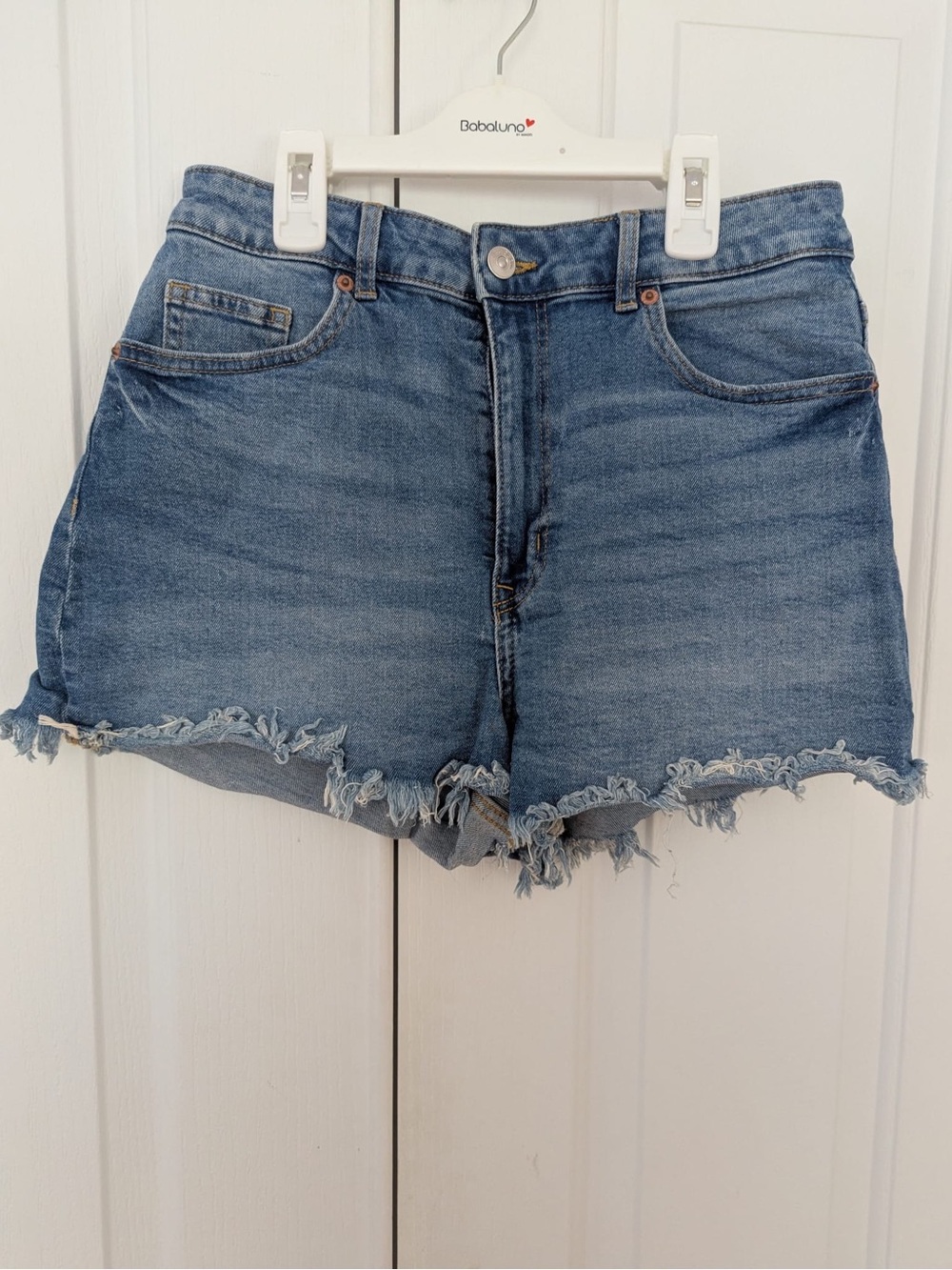 H&M Blue Denim Frayed Hem Women’s Shorts
